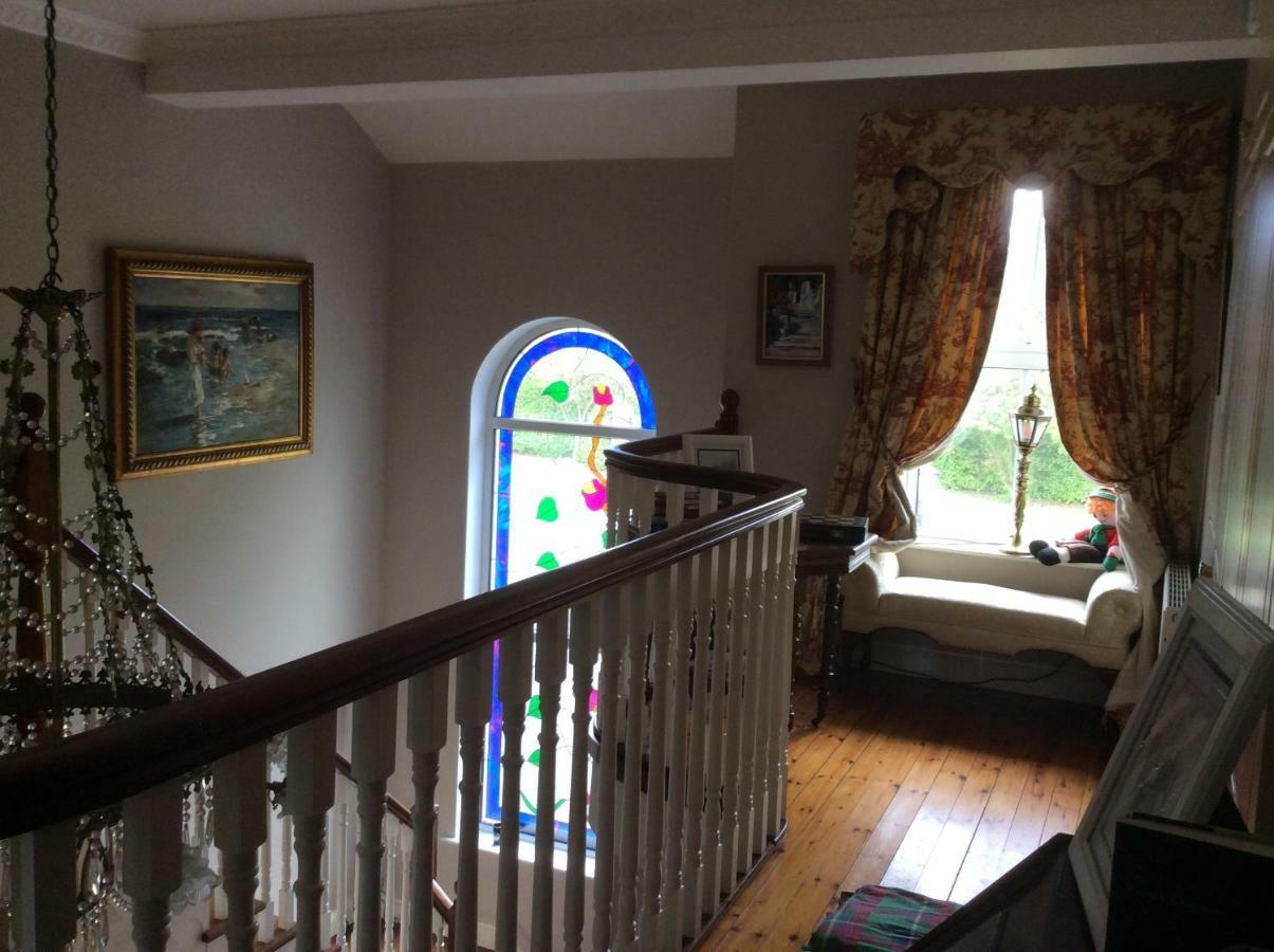 マリンガー Keyfield House Bed & Breakfast エクステリア 写真